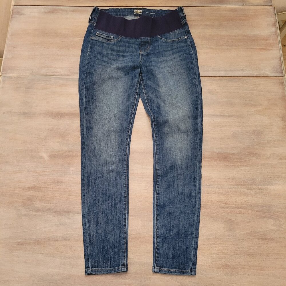 Signature by Levi Strauss & Co. Gold Label Women's Maternity Skinny Jeans, Small